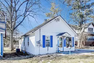 529 Eagle St, Crystal Lake, IL 60014 - Photo 2