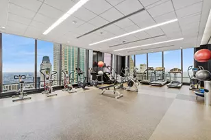 175 E Delaware Pl, Chicago, IL 60611 - Photo 18