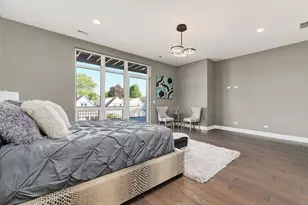 2444 W Irving Park Rd, Chicago, IL 60618 - Photo 16