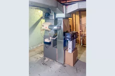 12632 S Emerald Avenue, Chicago, IL 60628 - Photo 16