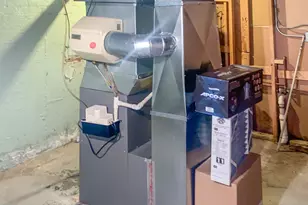 12632 S Emerald Ave, Chicago, IL 60628 - Photo 16