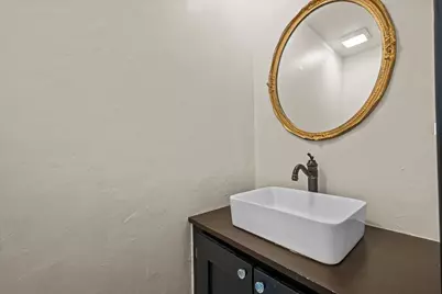 [Address not provided], Hinckley, IL 60520 - Photo 18