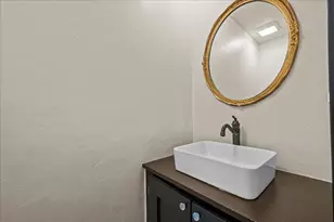 [Address not provided], Hinckley, IL 60520 - Photo 18