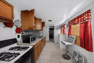 2711 W 165th Street, Markham, IL 60428 - Photo 2