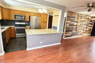 999 S Euclid Ave, Elmhurst, IL 60126 - Photo 10