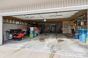 870 47th Ave, East Moline, IL 61244 - Photo 24