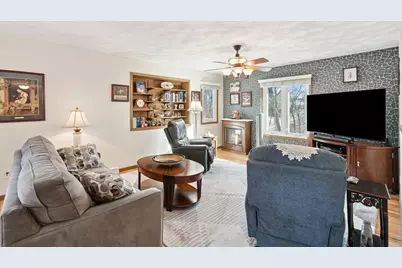 870 47th Avenue #2, East Moline, IL 61244 - Photo 4