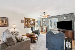 870 47th Ave, East Moline, IL 61244 - Photo 4