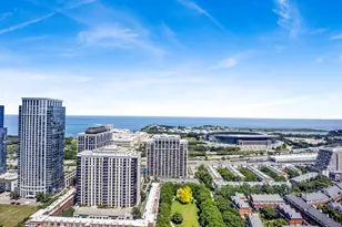 100 E 14th St, Chicago, IL 60605 - Photo 24