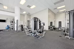 100 E 14th St, Chicago, IL 60605 - Photo 22