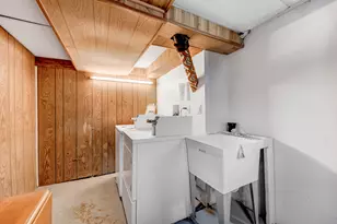 2530 N Neva Ave, Chicago, IL 60707 - Photo 34