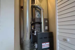 2530 N Neva Ave, Chicago, IL 60707 - Photo 26