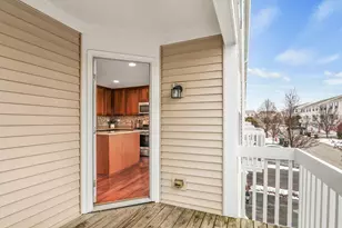 3210 Neubauer Circle, Lindenhurst, IL 60046 - Photo 16