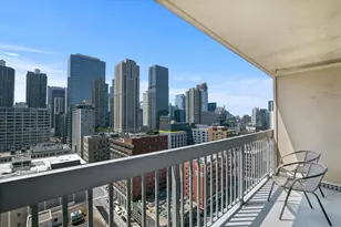 [Address not provided], Chicago, IL 60654 - Photo 16