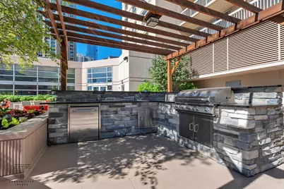 [Address not provided], Chicago, IL 60654 - Photo 24