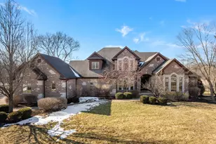 24599 W Indian Trl Rd, Barrington, IL 60010 - Photo 2