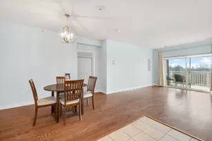 2692 Stone Cir, Geneva, IL 60134 - Photo 2