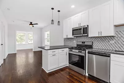 4313 W Parker Avenue, Chicago, IL 60639 - Photo 6