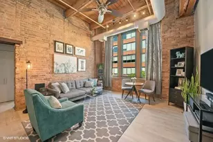 331 S Peoria St, Chicago, IL 60607 - Photo 6