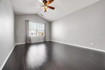 3165 Shenandoah Lane, Woodstock, IL 60098 - Photo 4