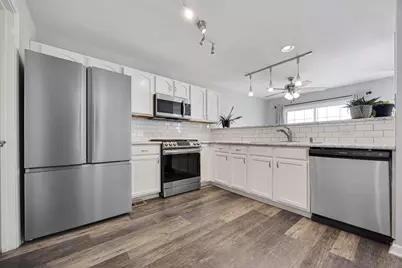 3165 Shenandoah Lane, Woodstock, IL 60098 - Photo 2