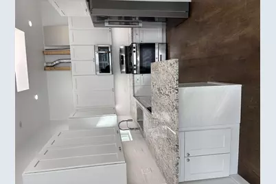 839 N Winchester Avenue #CH, Chicago, IL 60622 - Photo 2