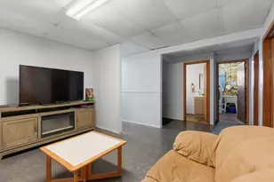 360 Knoll Rd, Belvidere, IL 61008 - Photo 30