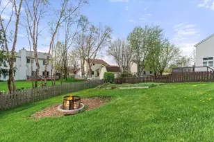 427 Essex Ct, Sugar Grove, IL 60554 - Photo 26