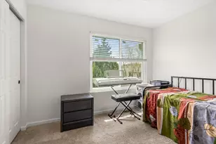 427 Essex Ct, Sugar Grove, IL 60554 - Photo 20