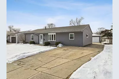 416 Concord Drive, Streamwood, IL 60107 - Photo 2