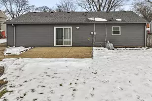 416 Concord Dr, Streamwood, IL 60107 - Photo 18
