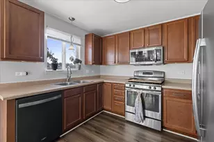 2200 Serenity Ln, Woodstock, IL 60098 - Photo 6