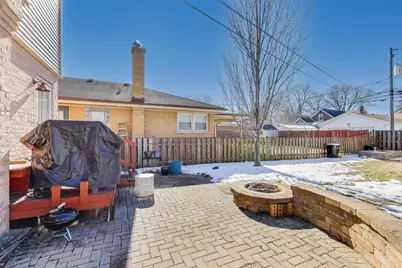 8132 Kolmar Avenue, Skokie, IL 60076 - Photo 30