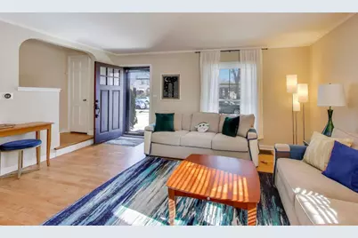 8132 Kolmar Avenue, Skokie, IL 60076 - Photo 4