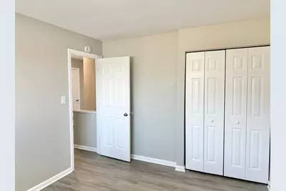 1721 E Roosevelt Road #4, Wheaton, IL 60187 - Photo 16