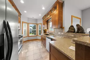 1537 Queen Ann Ln, Gurnee, IL 60031 - Photo 12