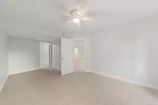 1537 Queen Ann Ln, Gurnee, IL 60031 - Photo 16