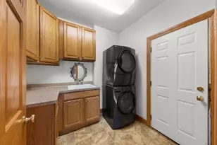 1537 Queen Ann Ln, Gurnee, IL 60031 - Photo 22