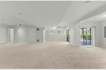 1537 Queen Ann Lane, Gurnee, IL 60031 - Photo 20