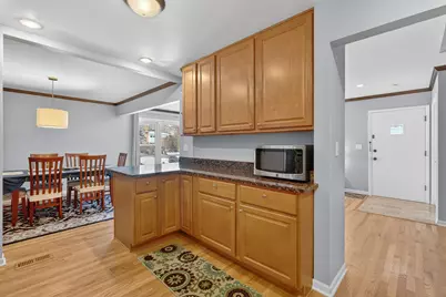 847 Division Street, Northbrook, IL 60062 - Photo 12