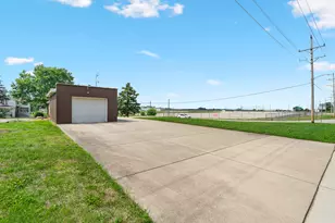 500 Clinton St, Lockport, IL 60441 - Photo 28