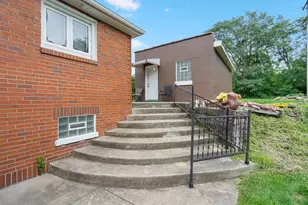 500 Clinton St, Lockport, IL 60441 - Photo 32