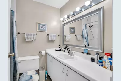 211 E Ohio Street #1203, Chicago, IL 60611 - Photo 16