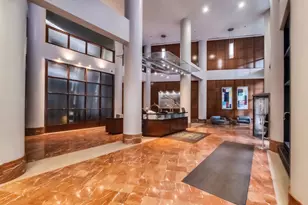 211 E Ohio St, Chicago, IL 60611 - Photo 2