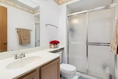 8426 W Catalpa Avenue #403, Chicago, IL 60656 - Photo 12