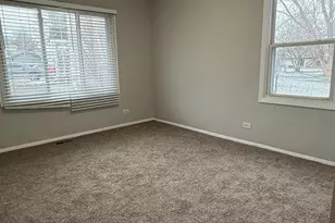 2490 Ridge Ave, Aurora, IL 60504 - Photo 18