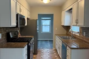 2490 Ridge Ave, Aurora, IL 60504 - Photo 10