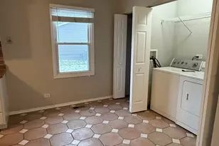 2490 Ridge Ave, Aurora, IL 60504 - Photo 8