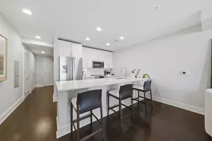 850 N Lake Shore Dr, Chicago, IL 60611 - Photo 16