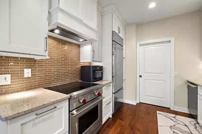 151 W Wing Street #601, Arlington Heights, IL 60005 - Photo 6